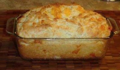 Red Lobster’s Cheese Biscuit (in a loaf)