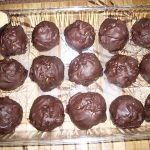 EASY CHOCOLATE PEANUT BUTTER BALLS Recipe Image