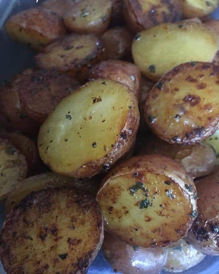 Parmesan Garlic Roasted Potatoes