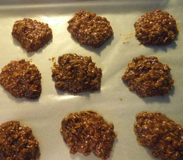 The Secret to Making the Perfect Chocolate & Peanut Butter No Bake Cookies