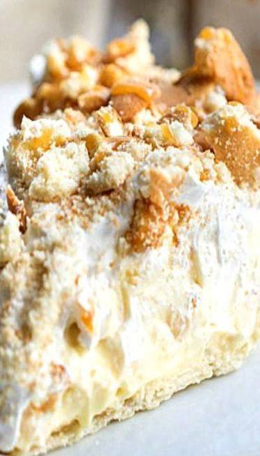 The Best Ever Banana Pudding Pie
