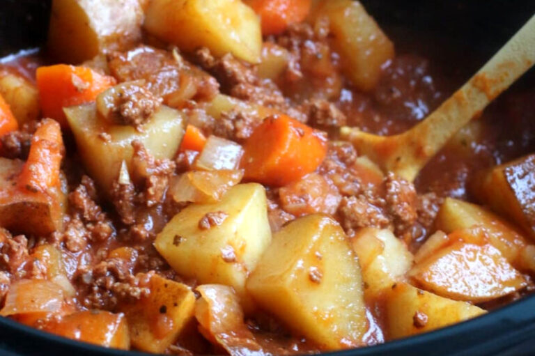 SLOW COOKER POOR MAN’S STEW Recipe Image
