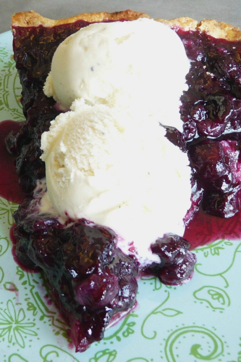 BLUEBERRY PIE SUPREME Recipe Image