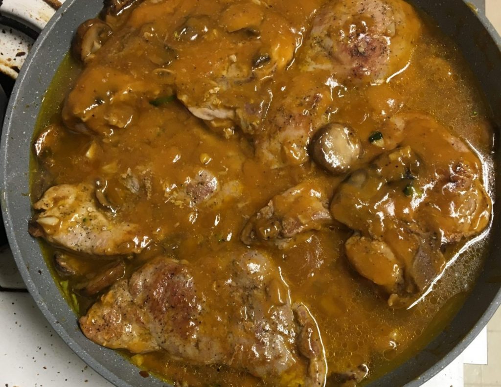 PORK CHOPS IN MUSHROOM GRAVY Recipe Image