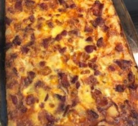 BACON EGG AND HASH BROWN CASSEROLE (LAZY WEEKEND BREAKFAST)