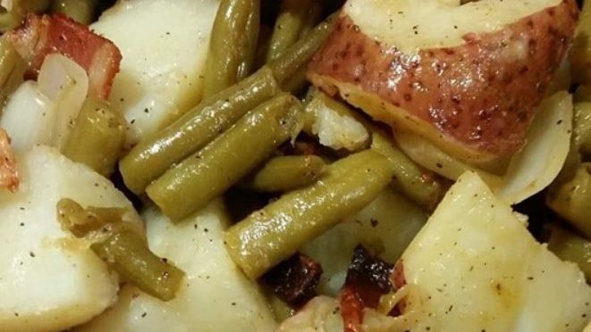 SOUTHERN GREEN BEANS, BACON, AND POTATOES