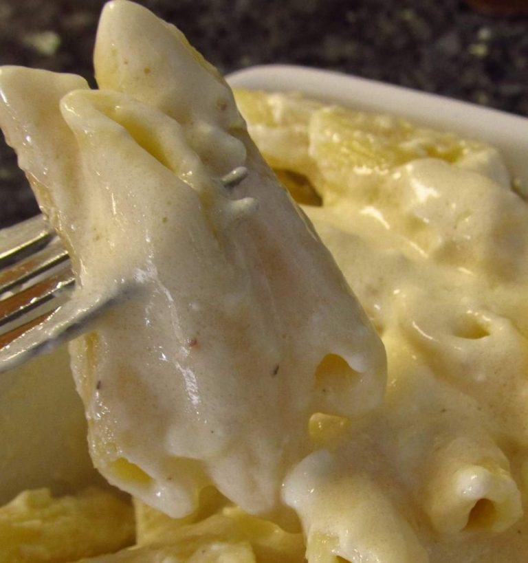 Copycat Olive Garden Alfredo Sauce Recipe Image
