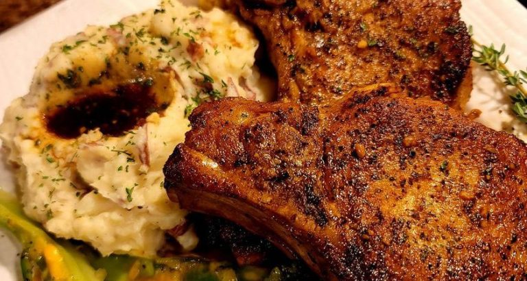 Porterhouse Pork Chops Recipe Image