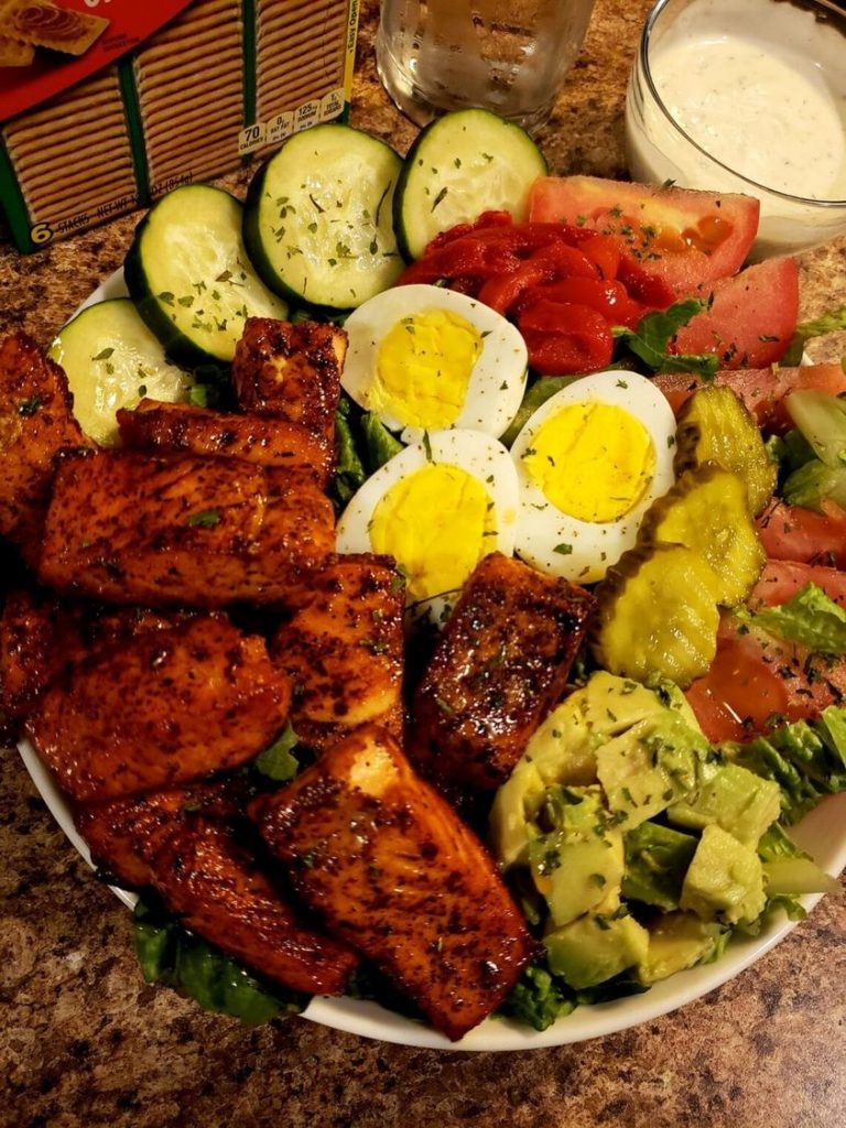 Blackened salmon salad Recipe Image